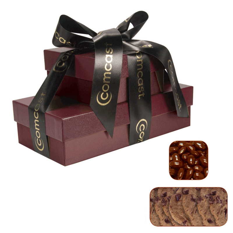 The Cosmopolitan - Large Chocolate Chip Cookies & Chocolate Almonds